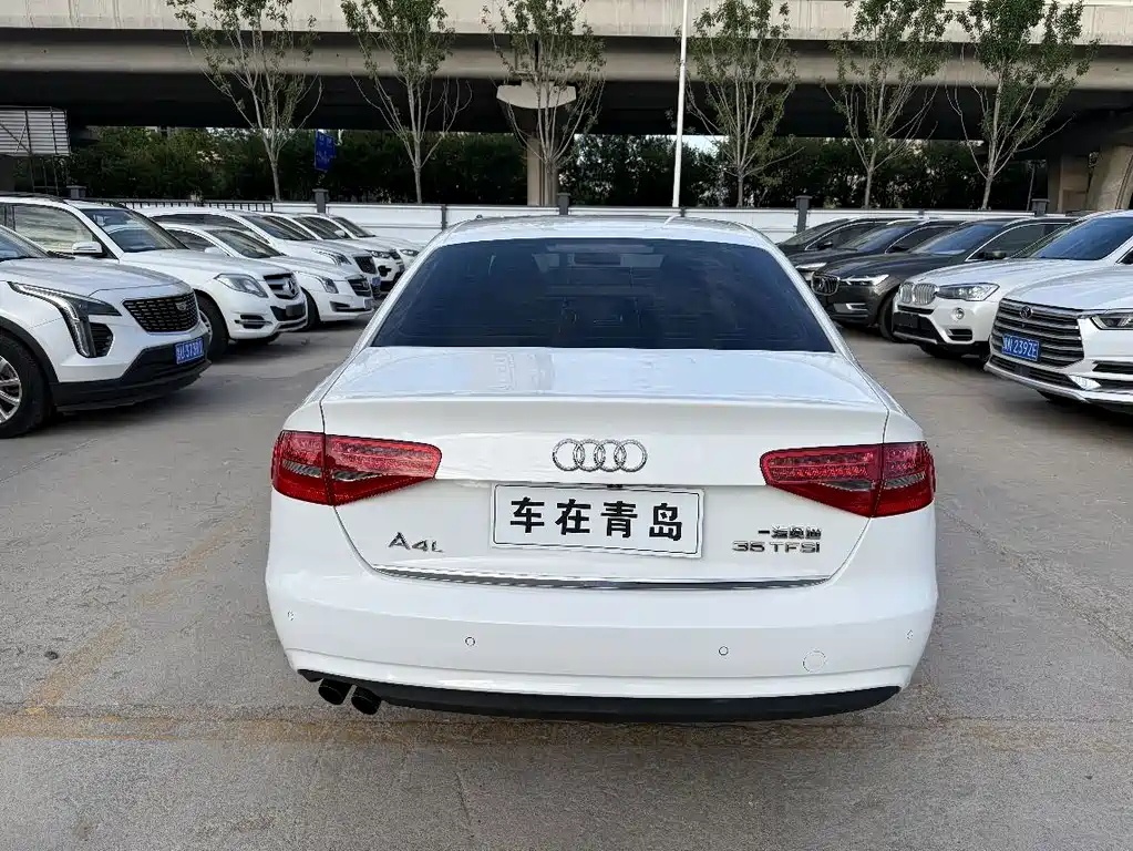 Audi A4L 2013 35 TFSI automatic standard купить на сайте DeffCars