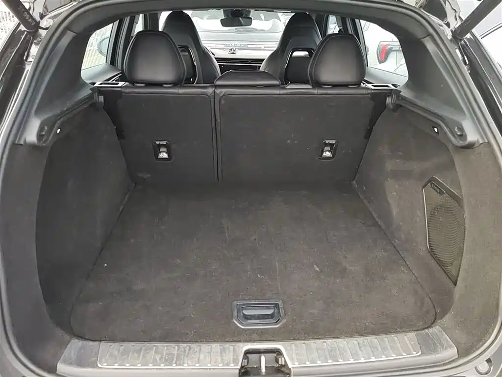 Lynk & Co 01 2023 1.5TD EM-F PM купить на сайте DeffCars