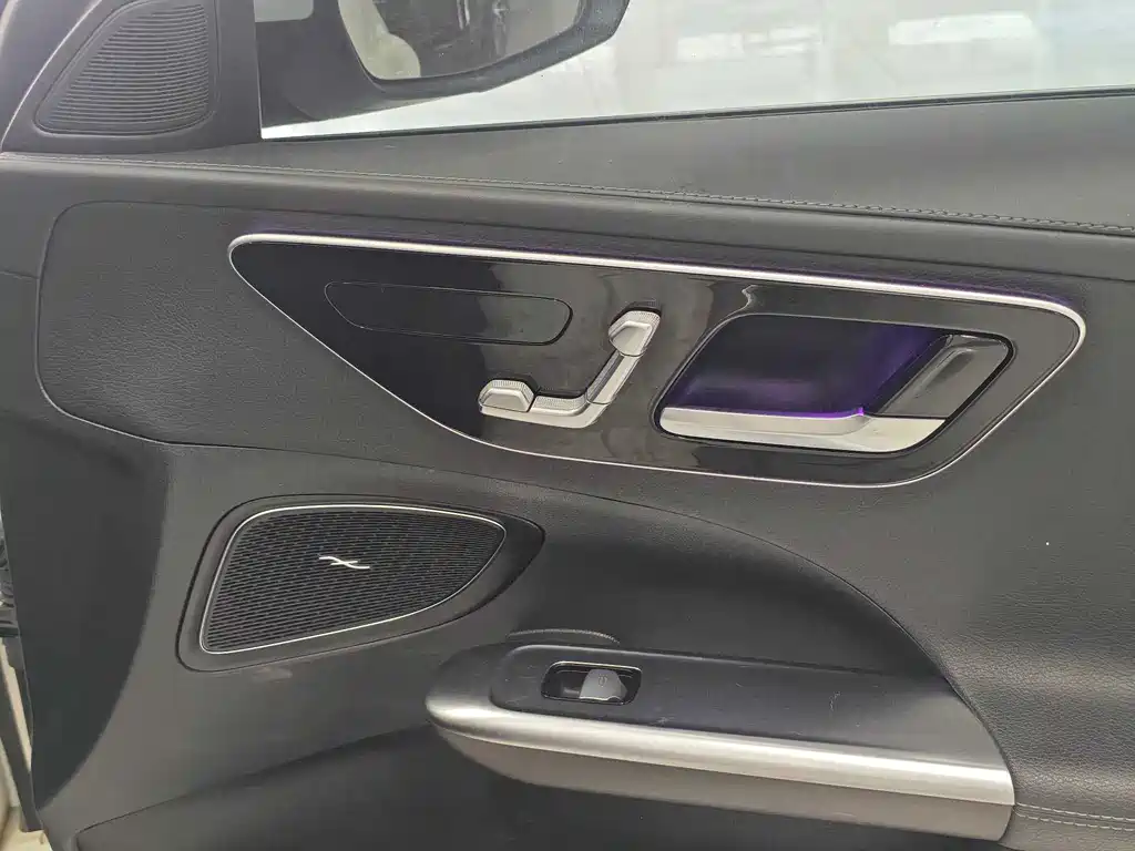 Mercedes-Benz C-Class 2022 C 200 L Sports Edition купить на сайте DeffCars