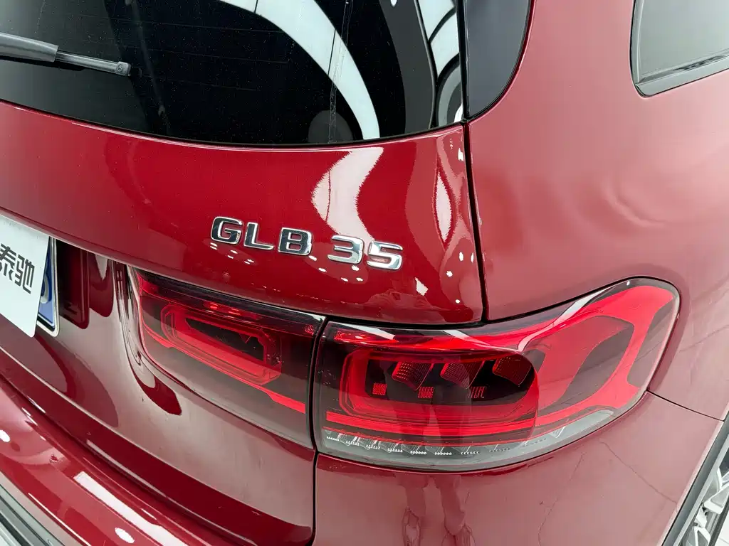 Mercedes-Benz GLB AMG 2022 AMG GLB 35 4MATIC купить на сайте DeffCars