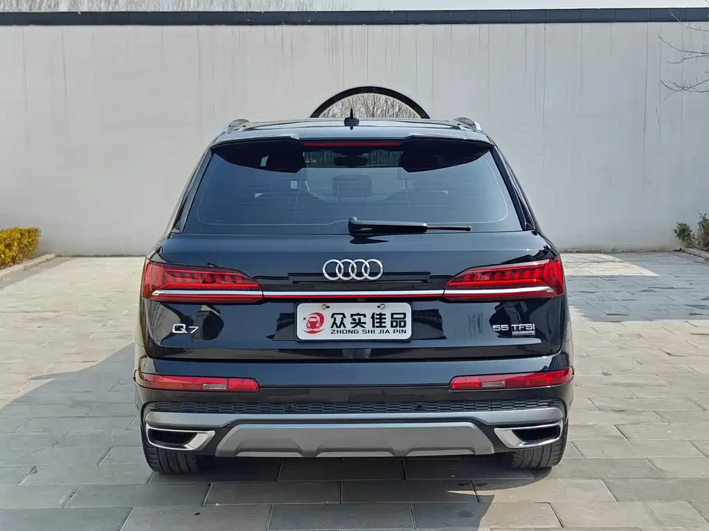 Audi Q7 2022 55 TFSI quattro S line sports купить на сайте DeffCars