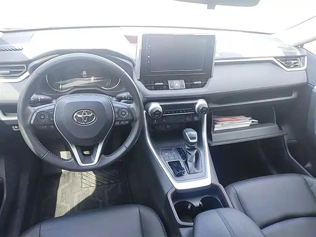 RAV4 Rongfang 2020 2.0L CVT two-wheel drive fashion PLUS version купить на сайте DeffCars