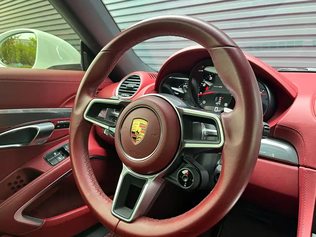 Porsche 718 2022 Boxster 2.0T купить на сайте DeffCars