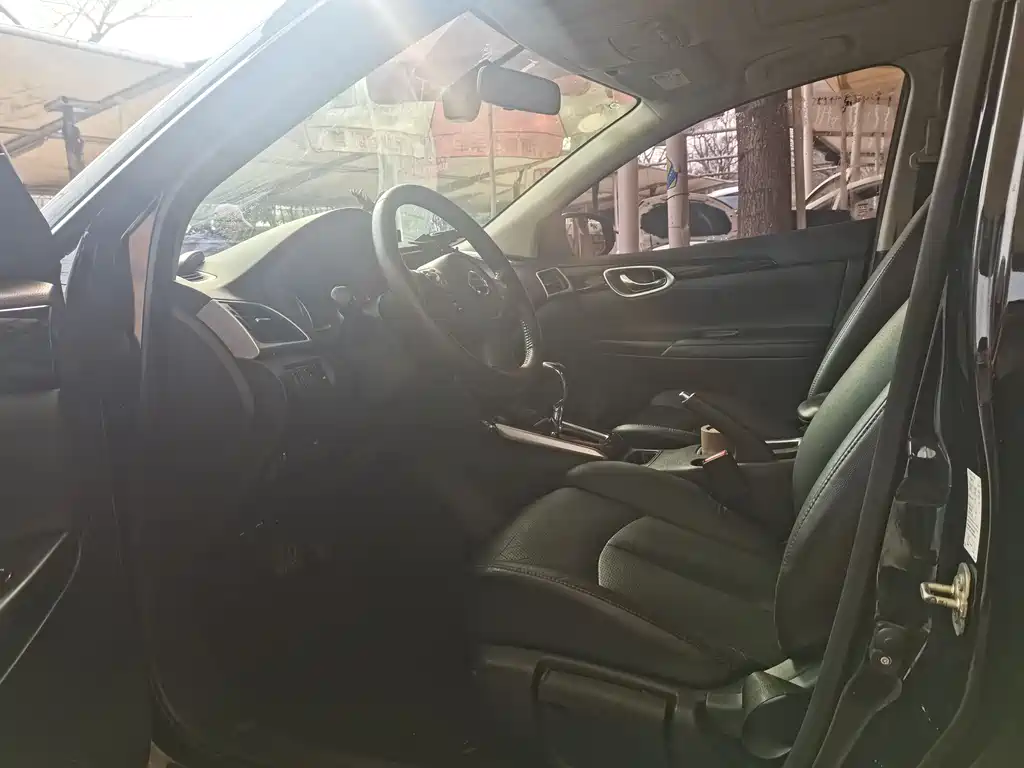 Sylphy 2018 1.6XV CVT Exclusive Edition купить на сайте DeffCars