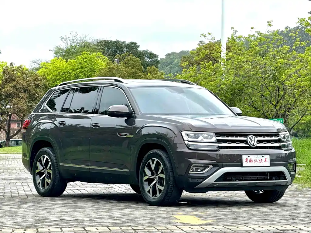 Touron 2017 380TSI four-wheel drive luxury version купить на сайте DeffCars