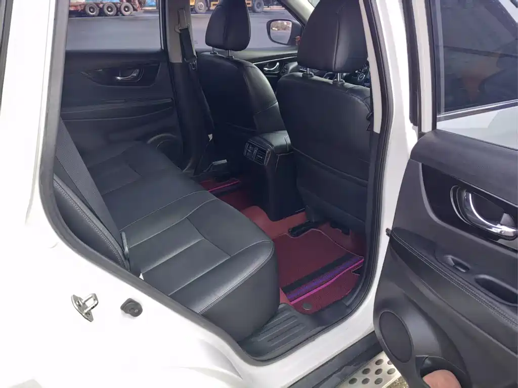 X-Trail 2019 2.0L CVT Intelligent Comfort Edition 2WD купить на сайте DeffCars