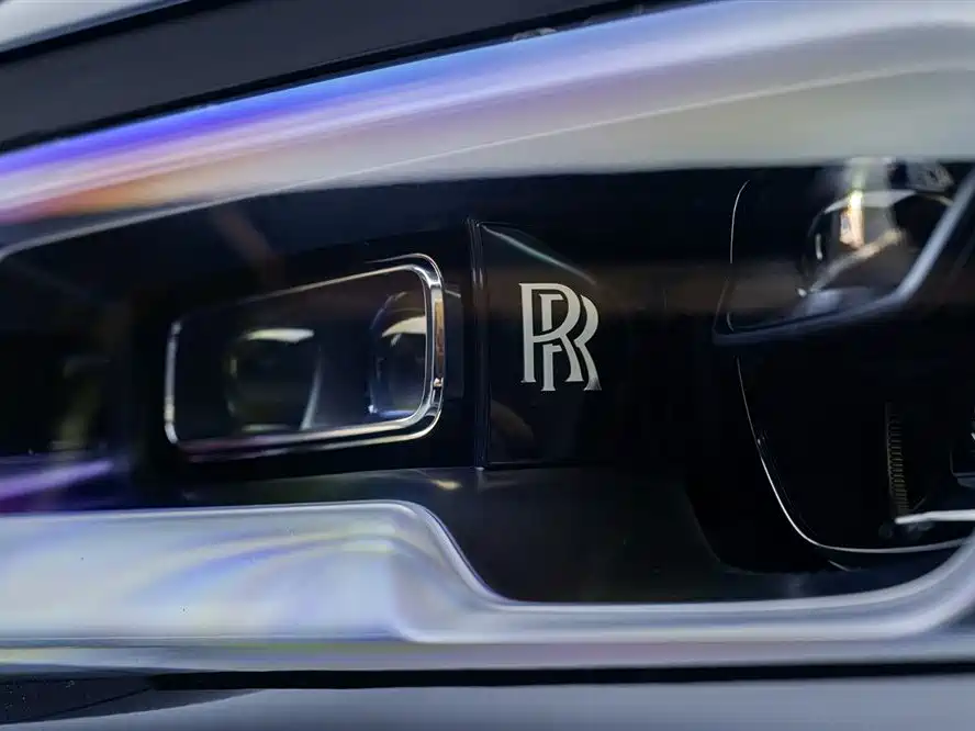 Cullinan 2018 four-seat version купить на сайте DeffCars
