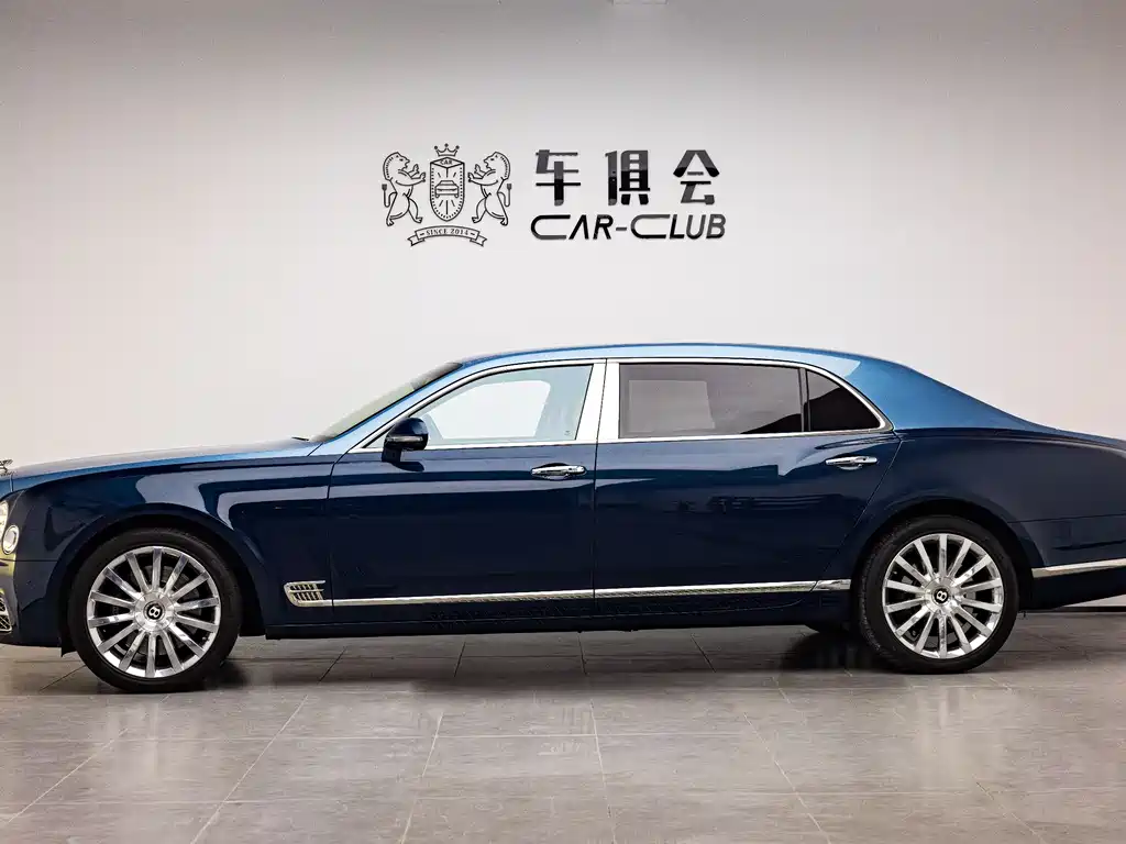 Mulsanne 2017 6.8T long wheelbase version купить на сайте DeffCars