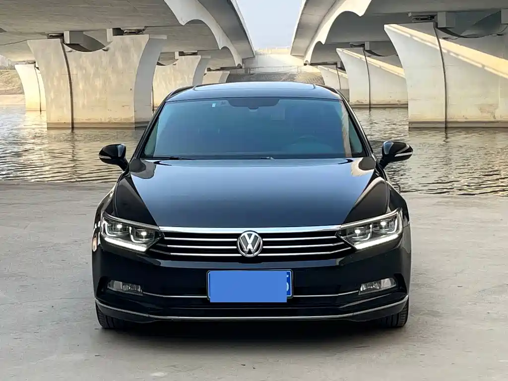 Magotan 2018 facelift 330TSI DSG luxury model купить на сайте DeffCars
