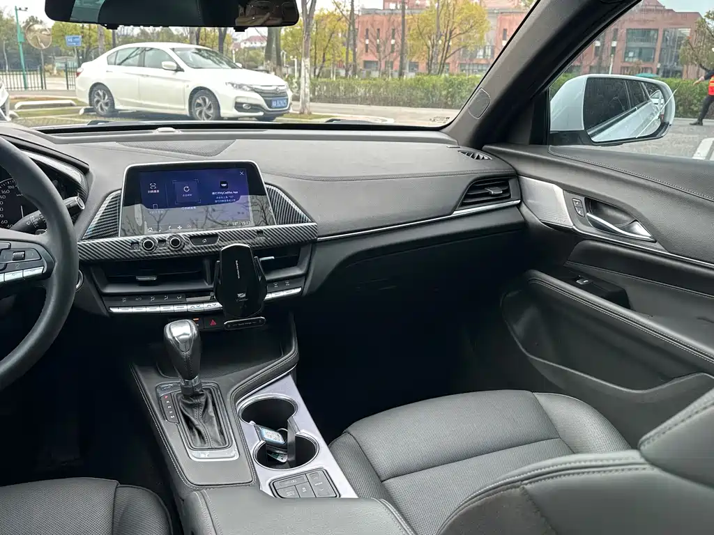 Cadillac CT4 2021 28T luxury model купить на сайте DeffCars