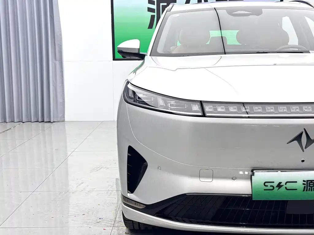 eπ008 2025 model 210Ultra extended range version 5 seats купить на сайте DeffCars