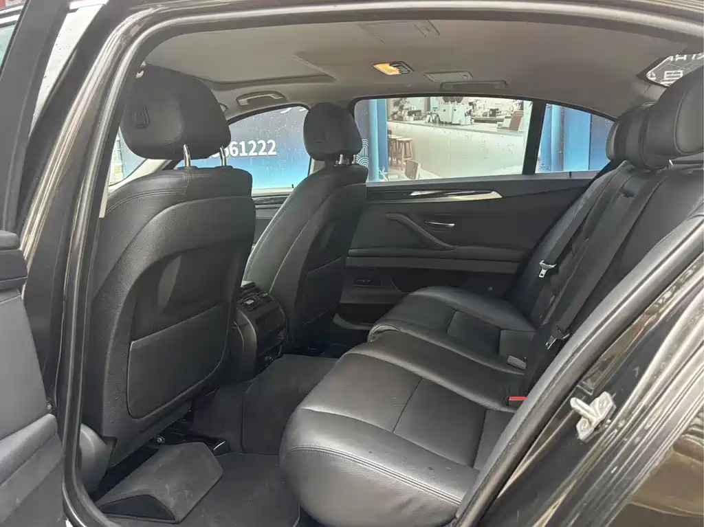 BMW 5 Series 2014 520Li Elegant купить на сайте DeffCars
