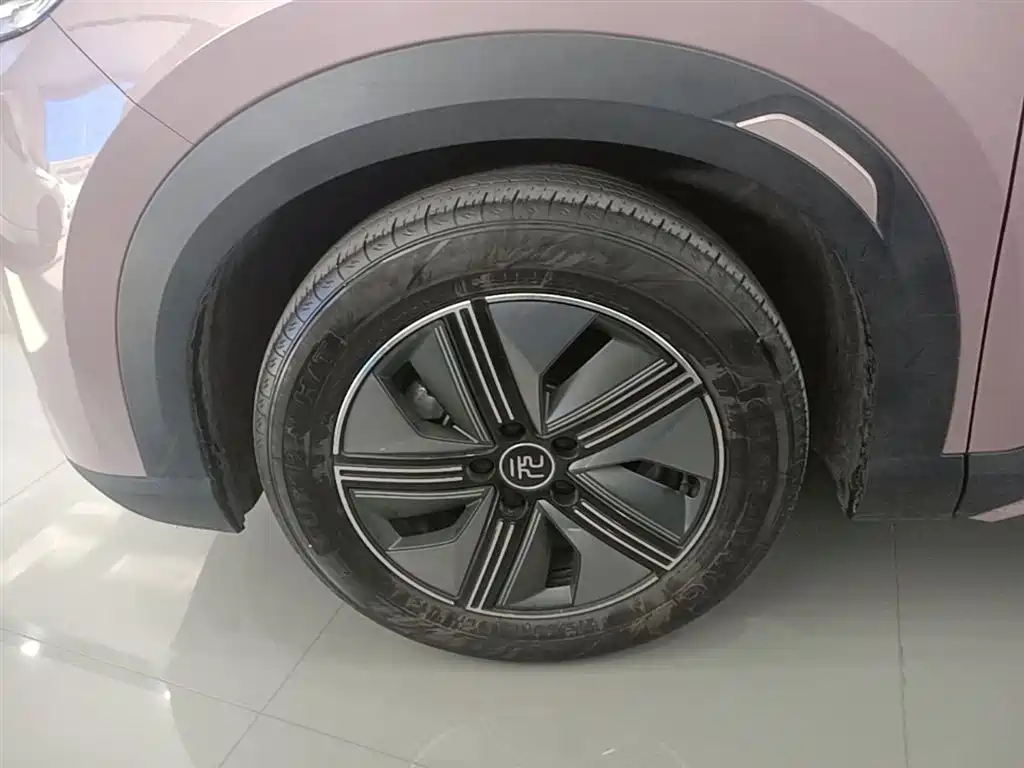 Yuan UP 2024 model 401KM transcendent type купить на сайте DeffCars