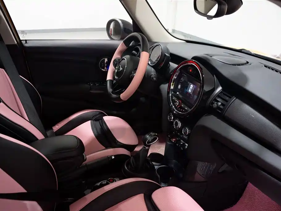 MINI 2016 1.5T COOPER five-door version купить на сайте DeffCars