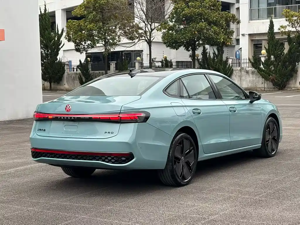 Passat 2025 Pro 380TSI Star Dragon Edition купить на сайте DeffCars