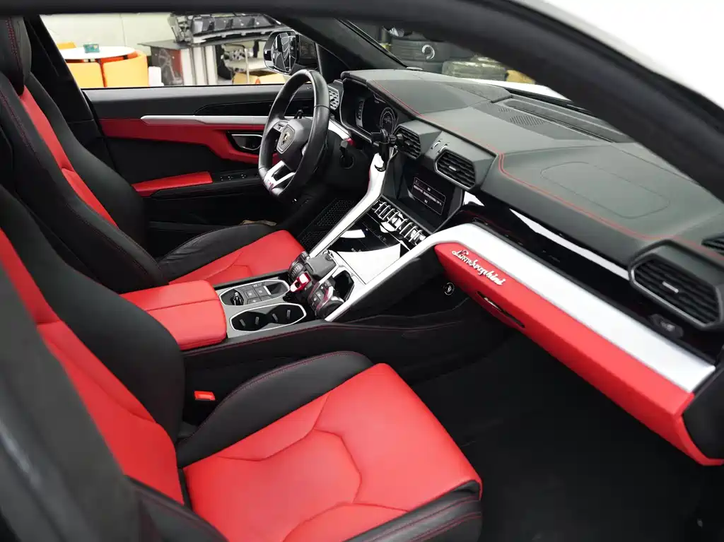 Urus 2018 4.0T V8 купить на сайте DeffCars