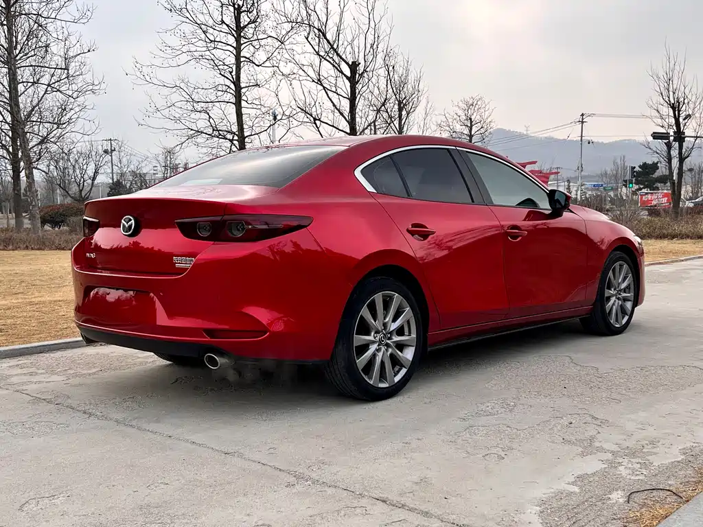 Mazda3 Angkesela 2021 2.0L Automatic Premium Edition купить на сайте DeffCars