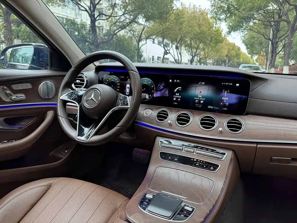Mercedes-Benz E-Class 2021 E 300 L Luxury Model купить на сайте DeffCars