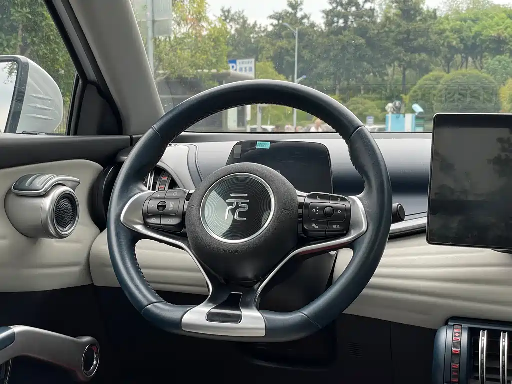 Yuan PLUS 2022 model 430KM premium model купить на сайте DeffCars