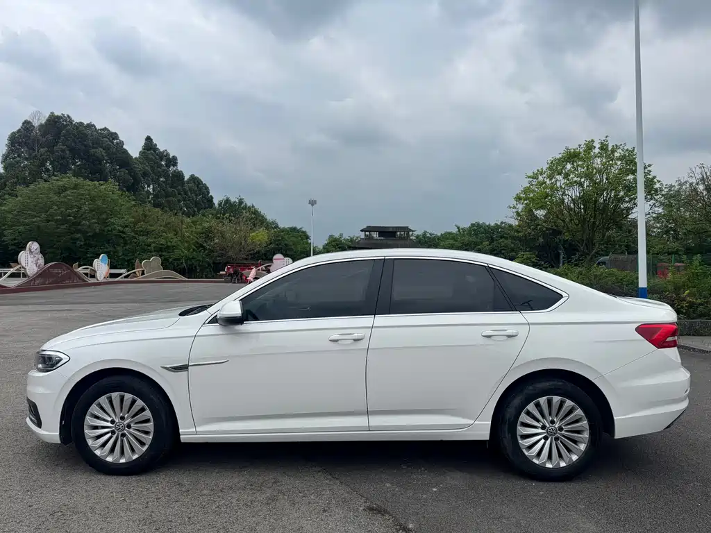 Lavida 2019 1.5L automatic comfort version National VI купить на сайте DeffCars