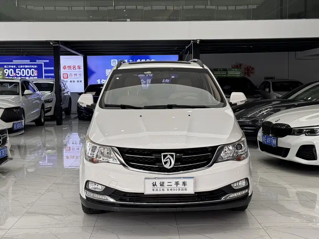 Baojun 730 2016 1.5T manual luxury model 7 seats купить на сайте DeffCars
