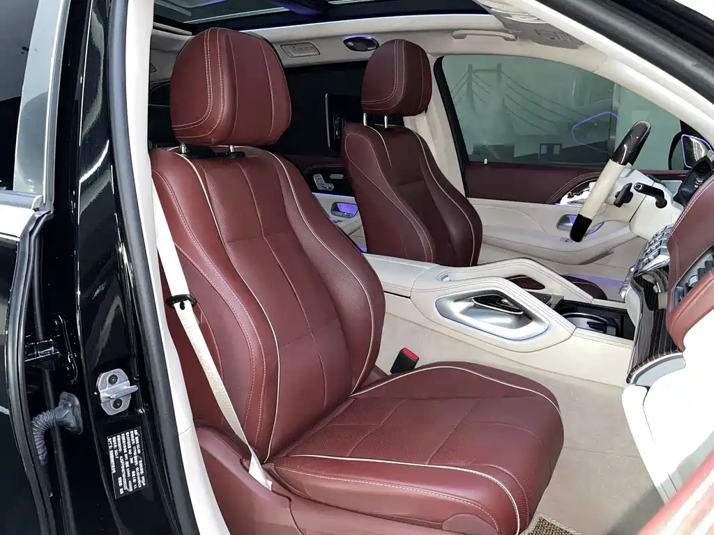 Maybach GLS 2021 GLS 600 4MATIC Gift Edition купить на сайте DeffCars