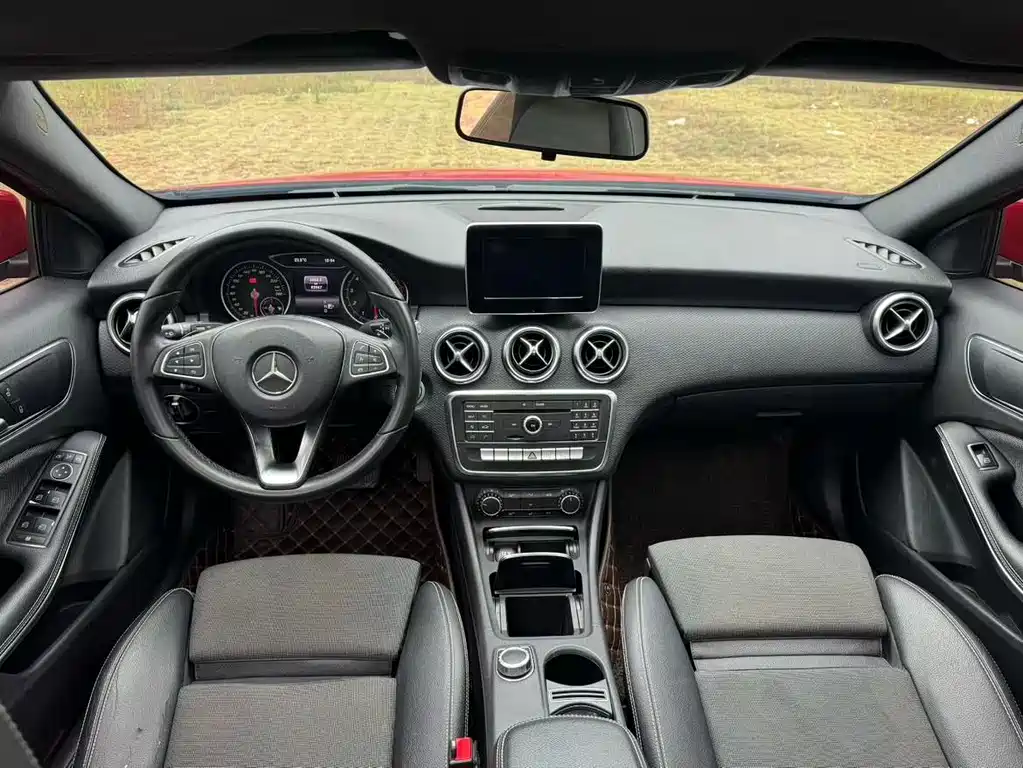 Mercedes-Benz A-Class Imported 2016 A 200 Dynamic купить на сайте DeffCars