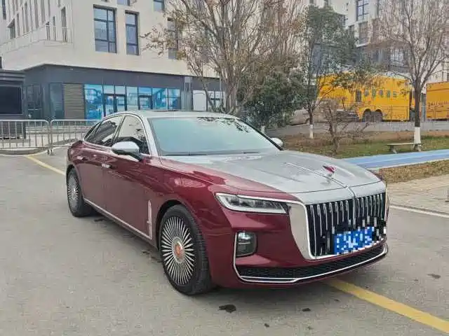 Hongqi H9 2020 2.0T Zhilian Flagship Edition купить на сайте DeffCars