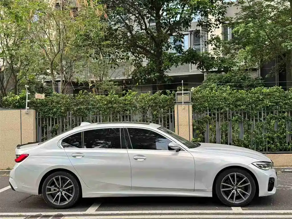 BMW 3 Series 2021 325Li M Sports Package купить на сайте DeffCars