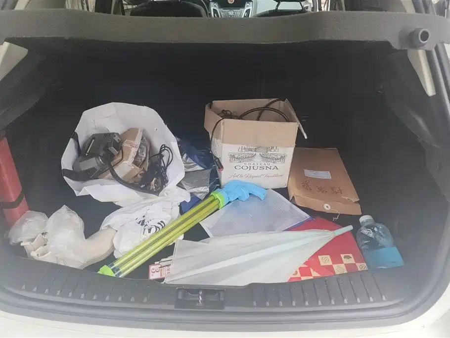 Focus 2012 hatchback 1.6L automatic fashion model купить на сайте DeffCars