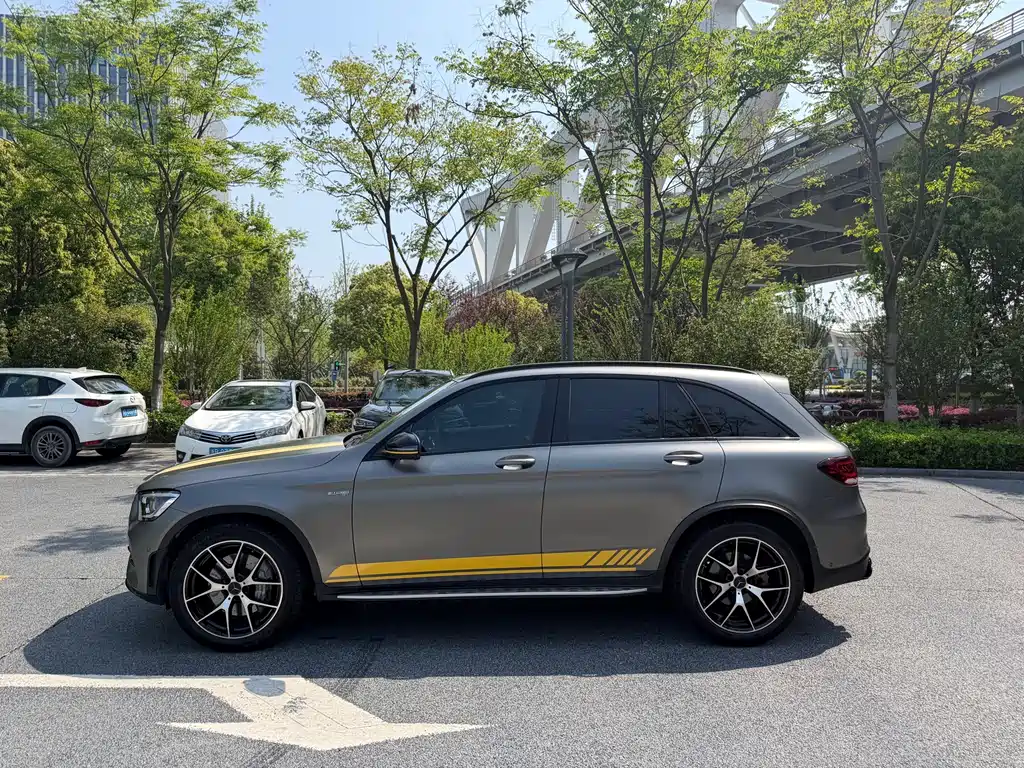 Mercedes-Benz GLC AMG 2022 AMG GLC 43 4MATIC купить на сайте DeffCars