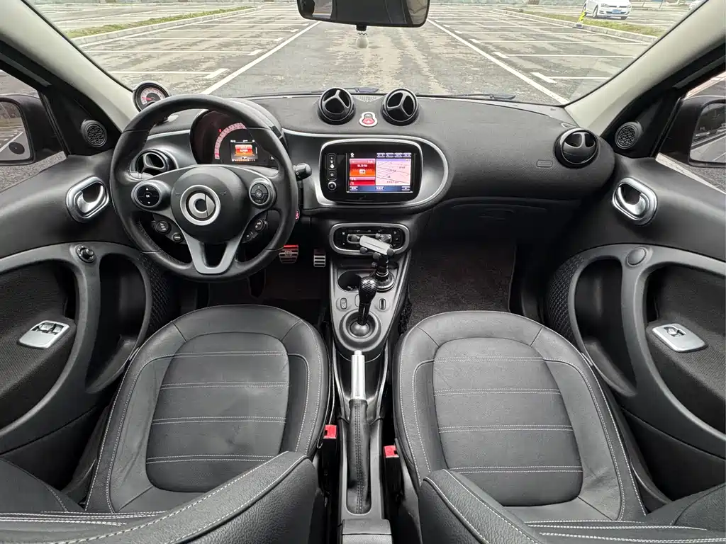 smart forfour 2016 0.9T 66kW Pioneer Edition купить на сайте DeffCars