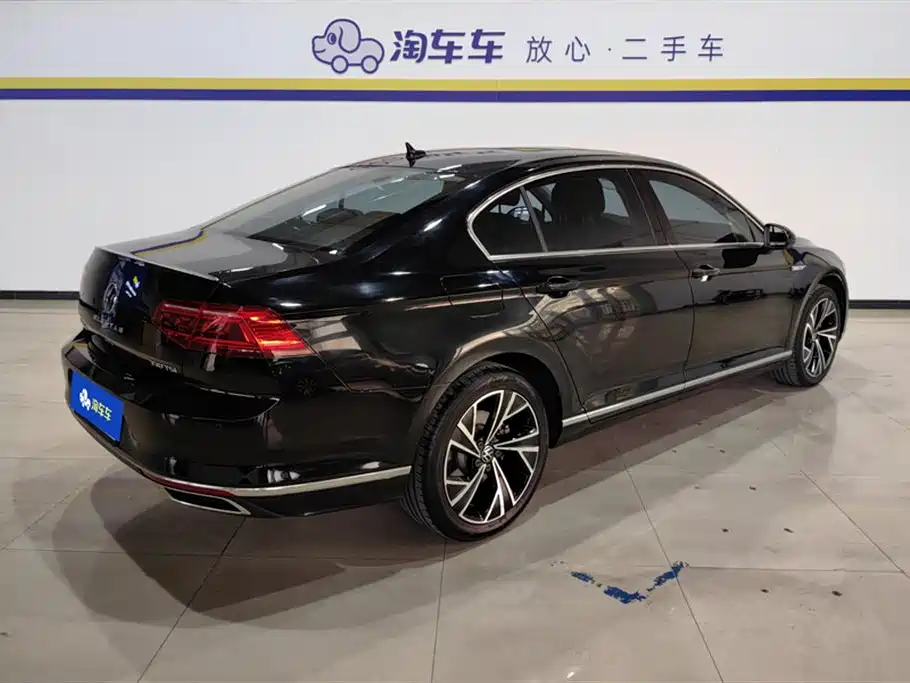 Magotan 2021 330TSI DSG 30th Anniversary Edition купить на сайте DeffCars