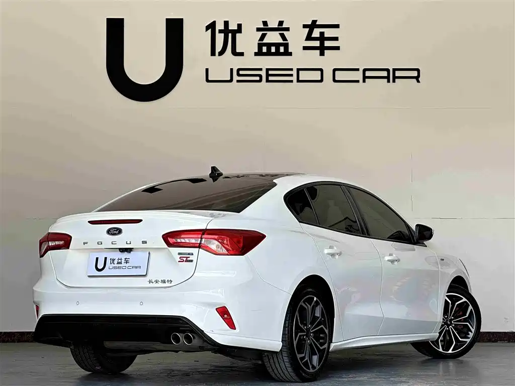 Focus 2021 Sedan EcoBoost 180 Automatic ST Line купить на сайте DeffCars