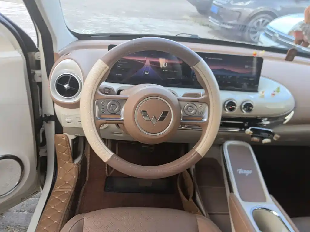Wuling Bingo 2025 model 333km Lingxi Internet model купить на сайте DeffCars