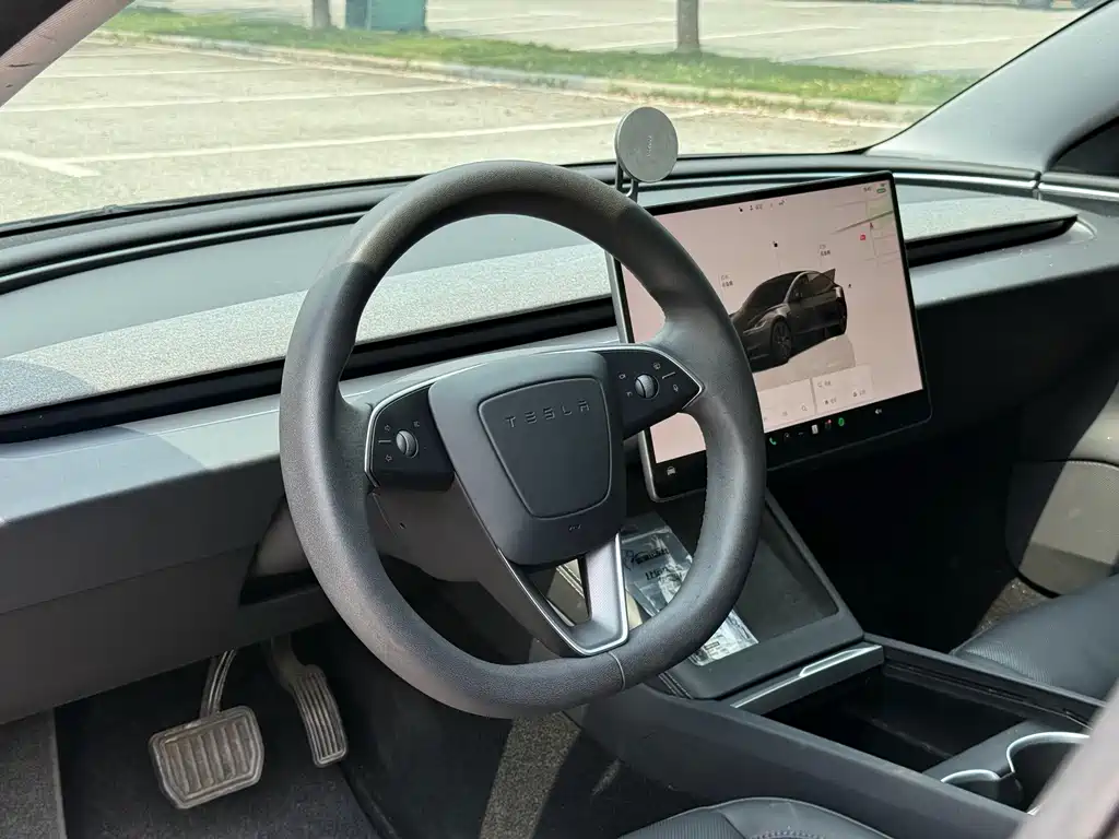 Model 3 2023 rear-wheel drive version купить на сайте DeffCars