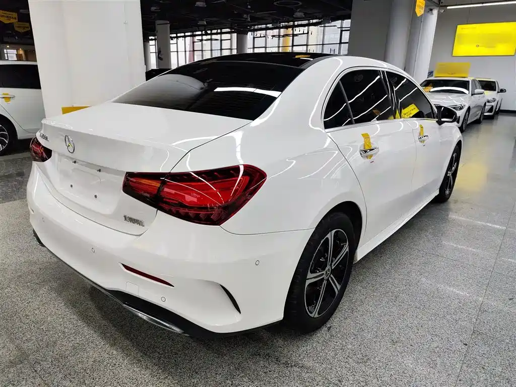 Mercedes-Benz A-Class 2024 A 200 L Fashion купить на сайте DeffCars