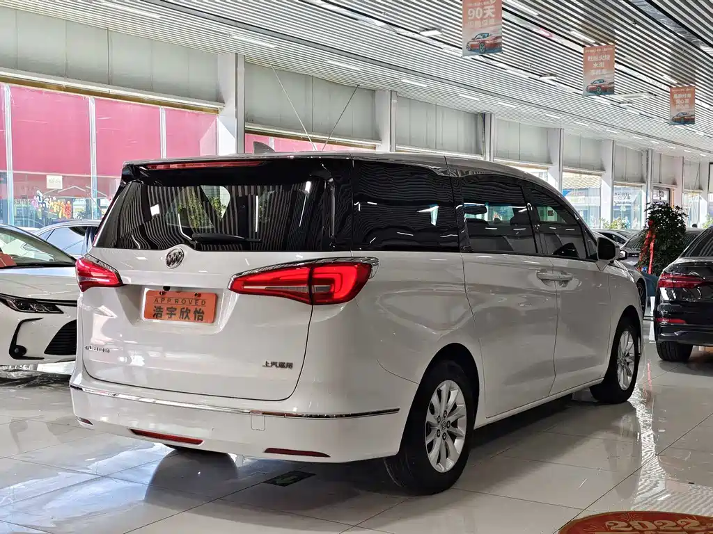 Buick GL8 2018 ES 28T Comfort Type National VI купить на сайте DeffCars