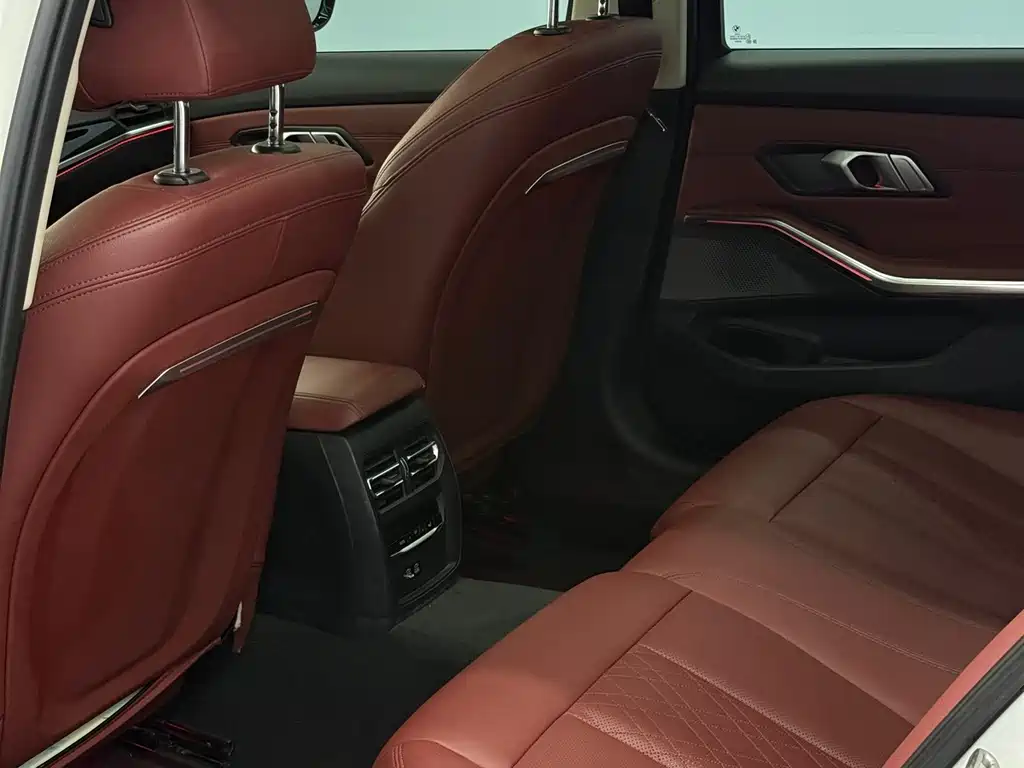 BMW 3 Series 2023 320Li M Sports Package купить на сайте DeffCars