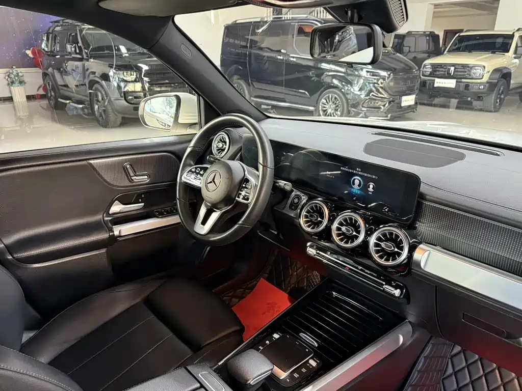 2022 Mercedes GLB 200 Dynamic купить на сайте DeffCars