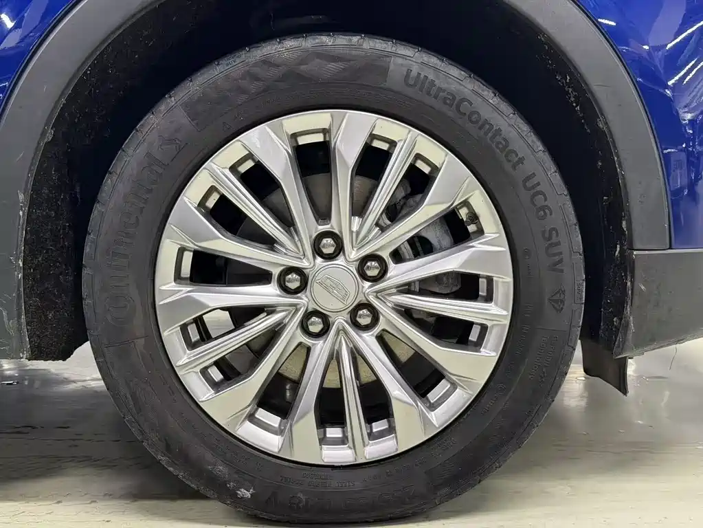 Cadillac XT4 2024 28T two-wheel drive luxury model купить на сайте DeffCars