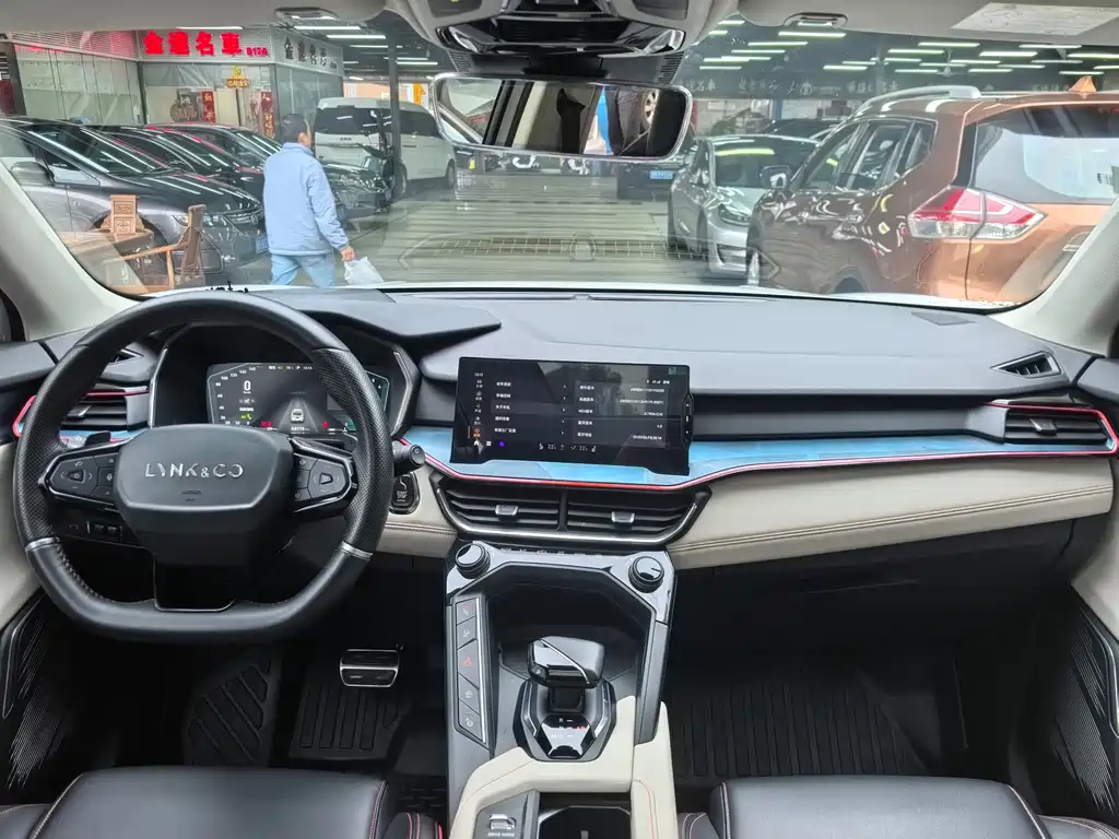 Lynk & Co 06 2020 1.5T Yao Halo купить на сайте DeffCars
