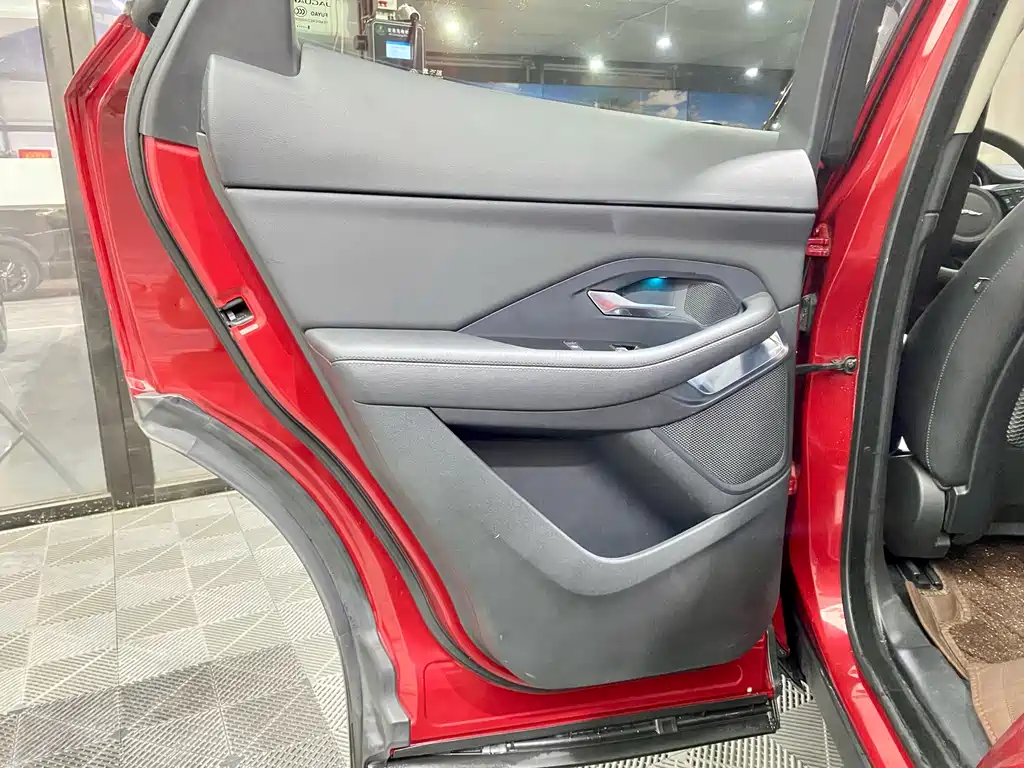 Jaguar E-PACE 2018 P200 S National V купить на сайте DeffCars