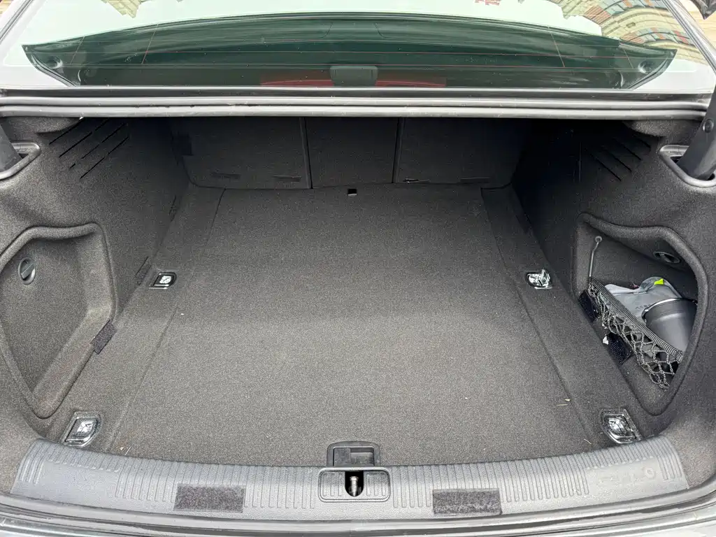 Audi A4L 2020 40 TFSI Fashionable and Dynamic купить на сайте DeffCars
