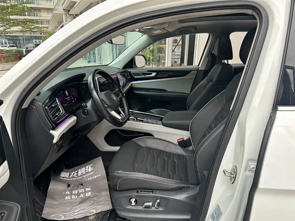 Touron 2021 Touron X 330TSI two-wheel drive luxury version купить на сайте DeffCars