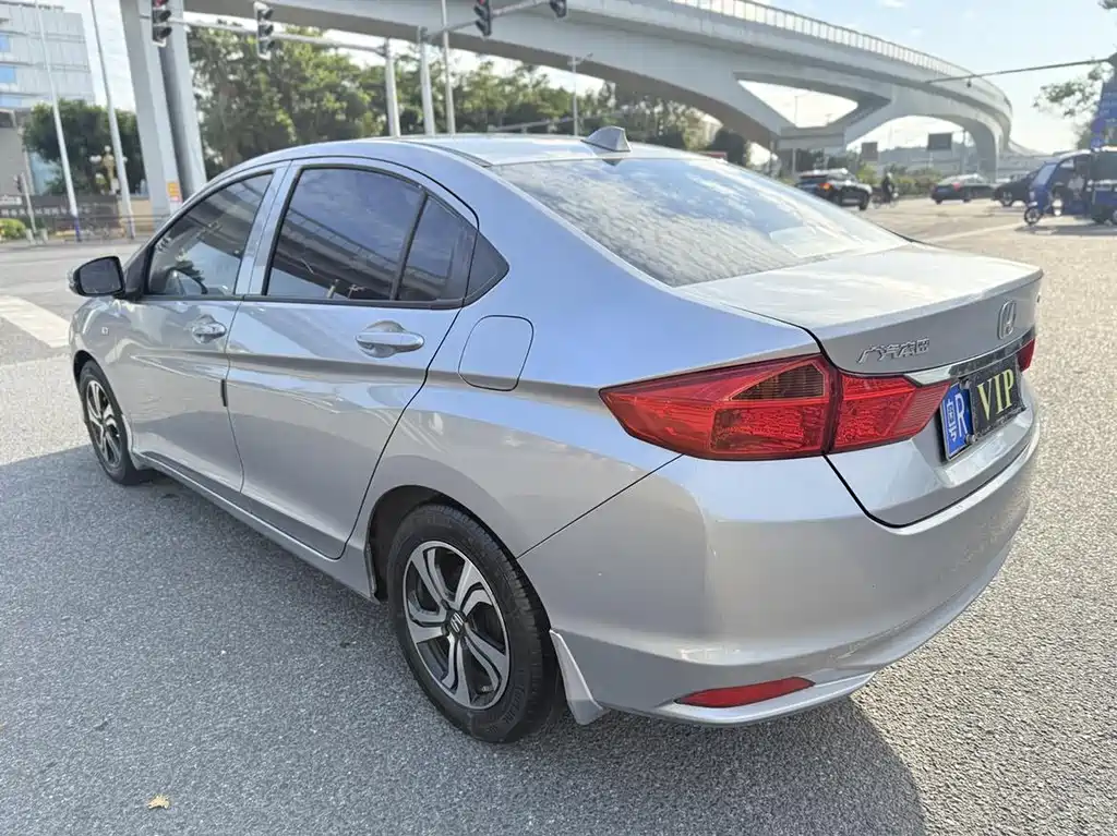 Fengfan 2018 1.5L CVT Comfort Edition купить на сайте DeffCars