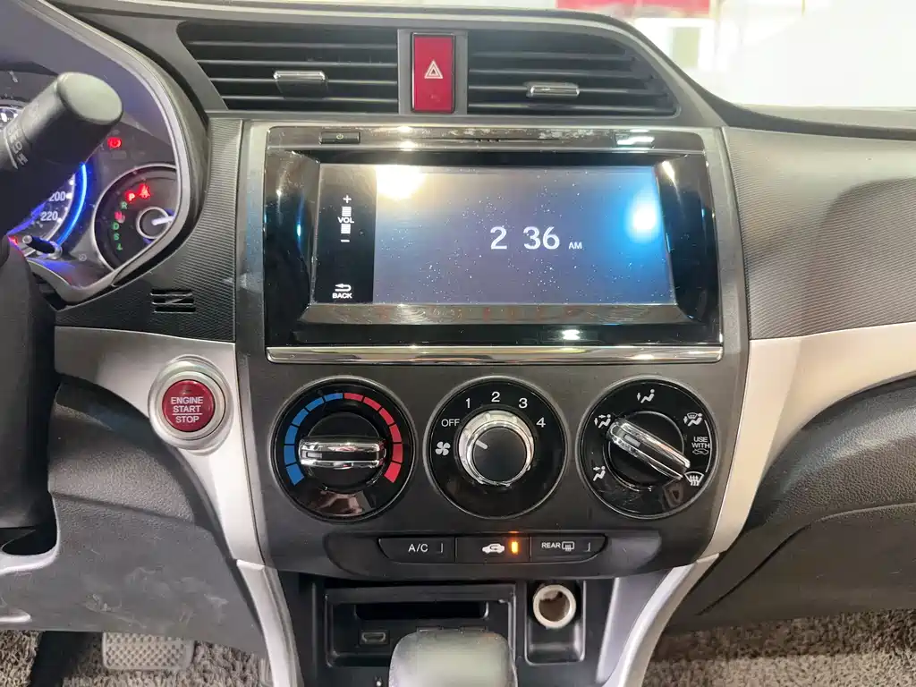 Lingpai 2016 1.8L CVT Deluxe Edition купить на сайте DeffCars