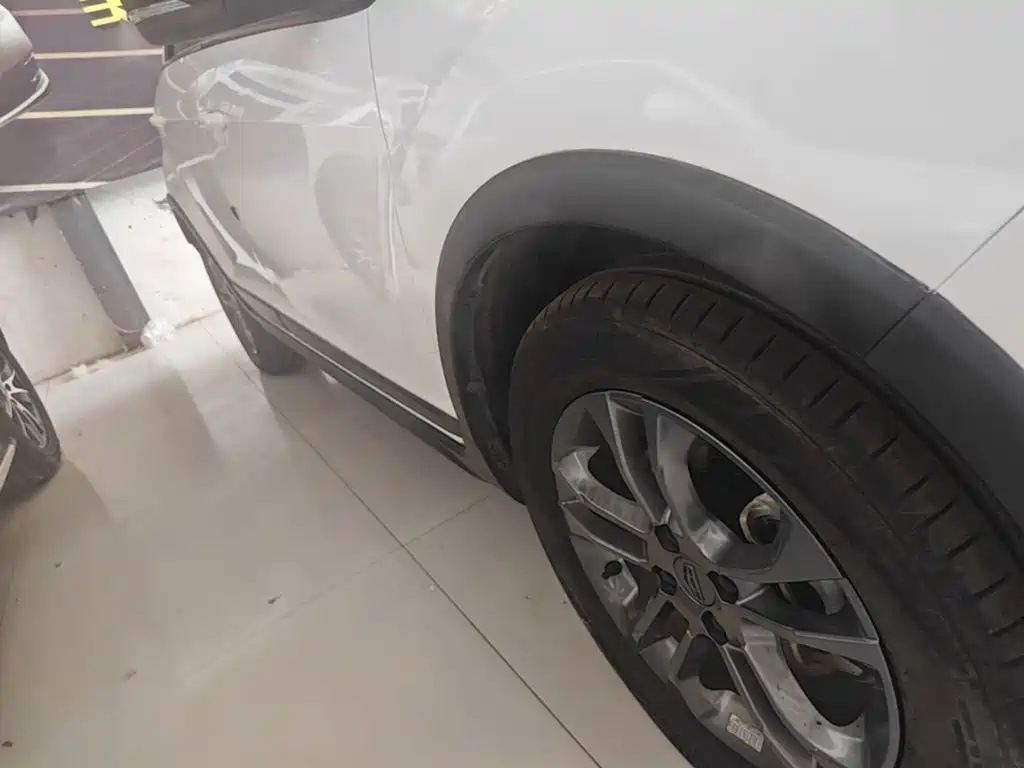 Vision X3 2020 1.5L CVT Premium купить на сайте DeffCars