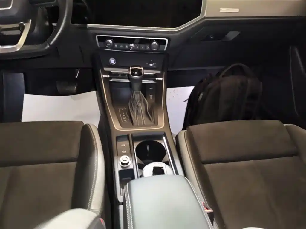 Audi Q3 2019 35 TFSI Fashionable and Dynamic купить на сайте DeffCars