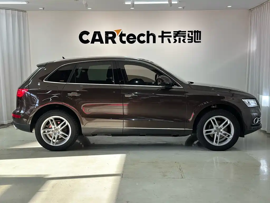 Audi Q5 2017 40 TFSI comfort type купить на сайте DeffCars